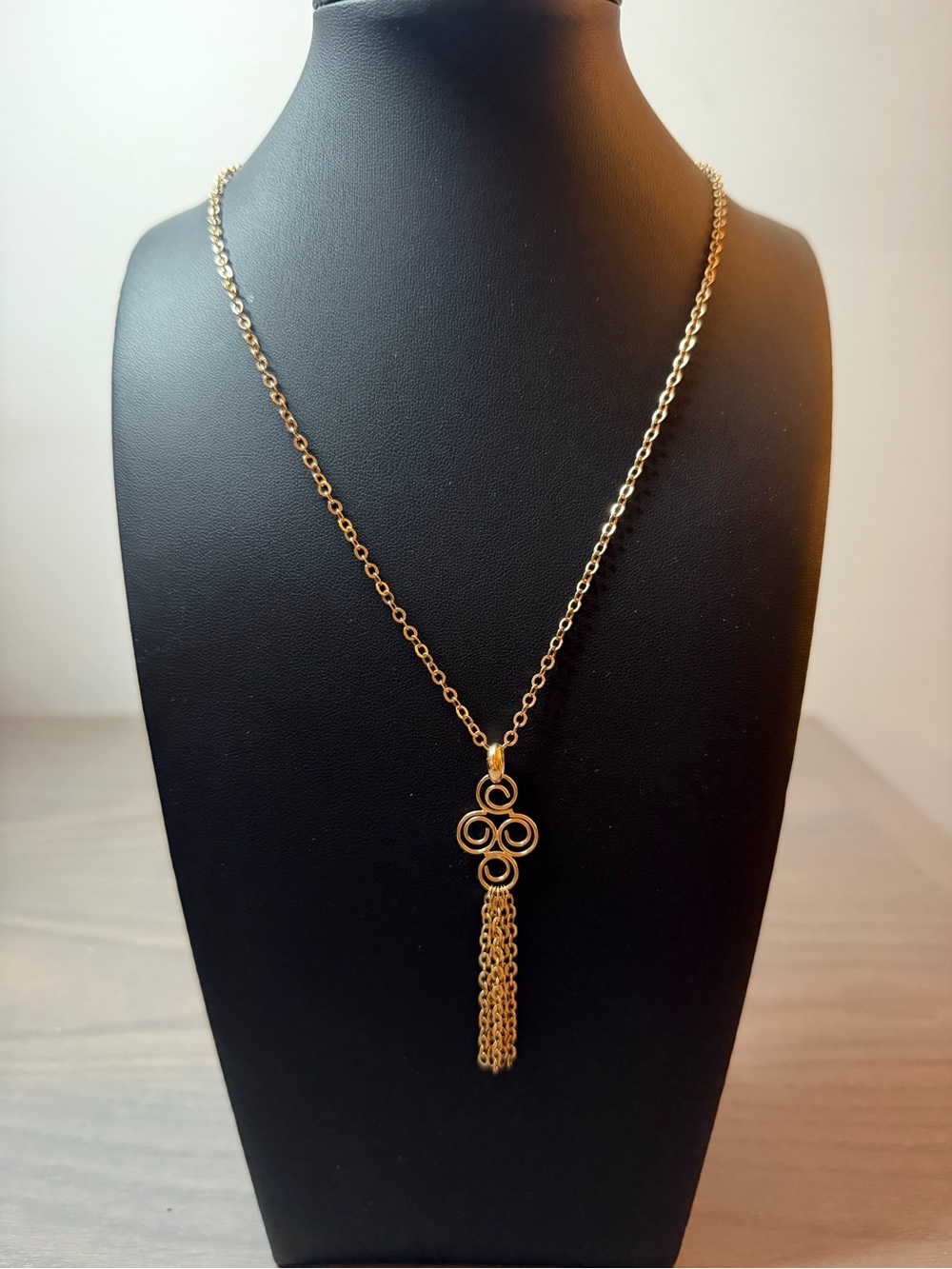 14k Gold Tassel Pendant Necklace with 14k Gold Matching Chain